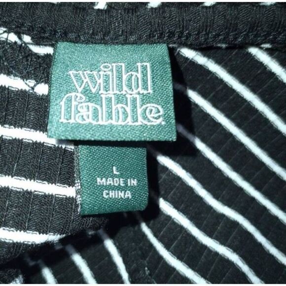 WILD FABLE BLACK & WHITE STRIPE DRESS SZ.L EUC - Picture 4 of 5